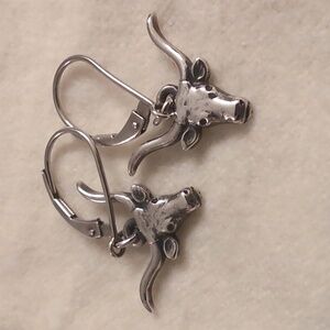 RETIRED James Avery Longhorn Sterling Silver Dangle Earrings